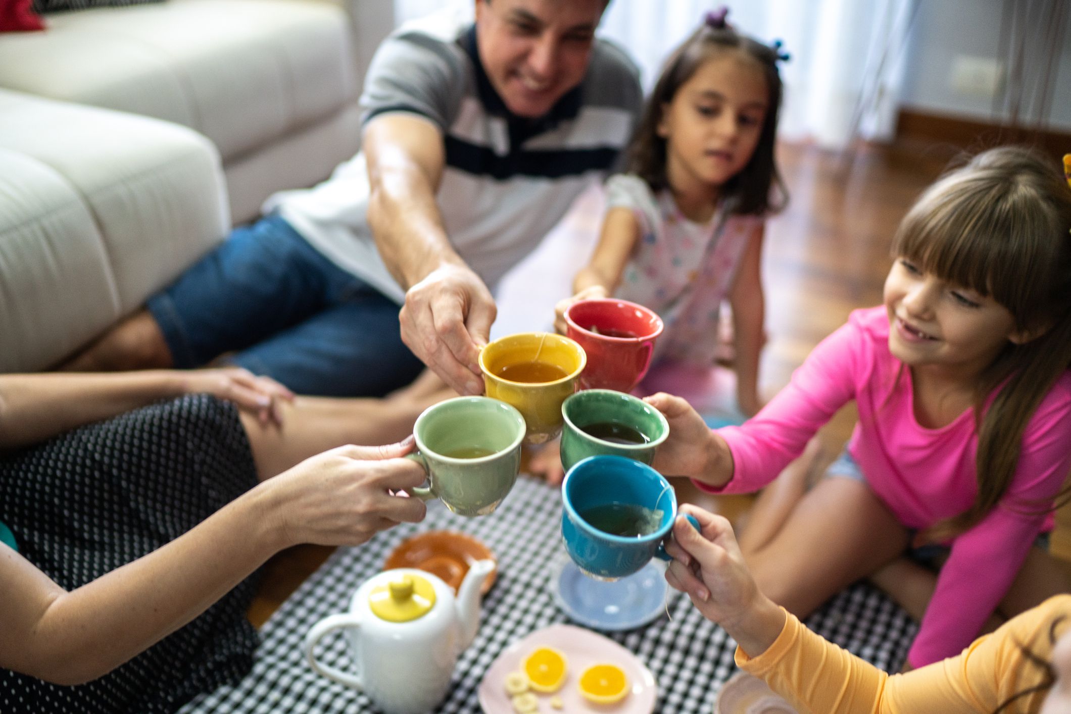 100 Brincadeiras para Fazer ao Ar Livre ou em Casa